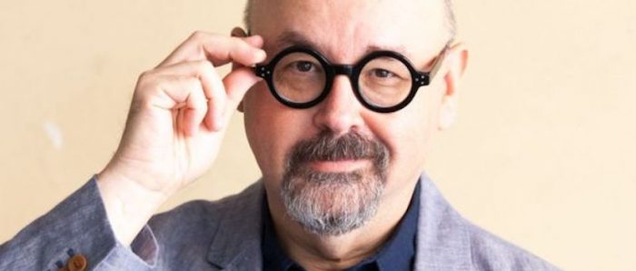 Muere el escritor Carlos Ruiz Zafón, autor de la aclamada «La sombra del viento» Muere el escritor Carlos Ruiz Zafón, autor de la aclamada «La sombra del viento»