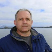 Estadounidense es condenado a 16 años de cárcel por espionaje en Rusia