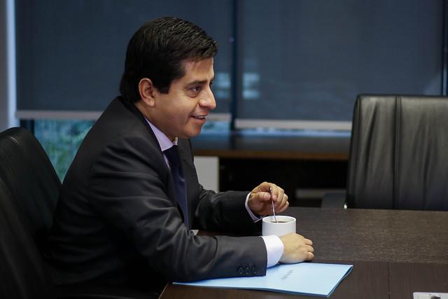 Presentan reforma constitucional para que cotizantes de AFP puedan retirar 10% de fondos como ayuda económica ante la pandemia Presentan reforma constitucional para que cotizantes de AFP puedan retirar 10% de fondos como ayuda económica ante la pandemia