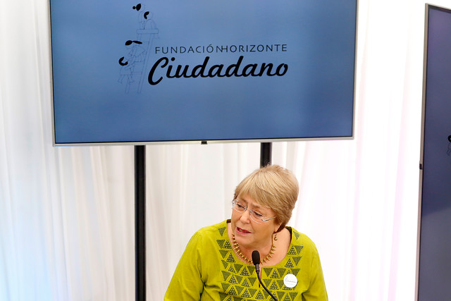 La “cumbre” de Bachelet, Siches y Defensora de la Niñez La