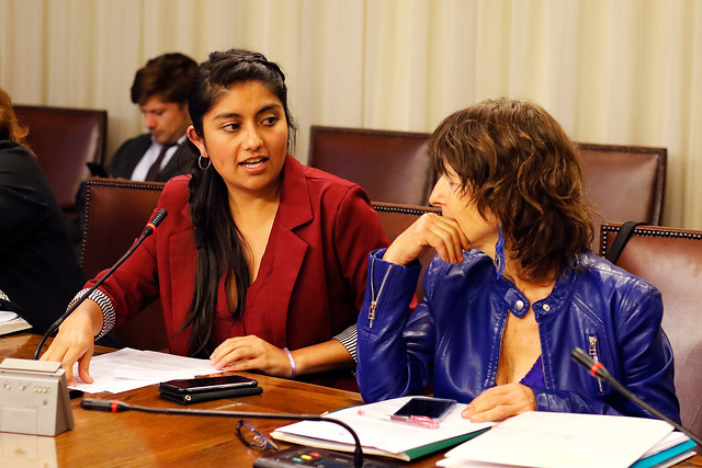 Diputadas Rojas y Girardi presentan proyecto que prohíbe cancelación de matrícula a estudiantes por no pago Diputadas Rojas y Girardi presentan proyecto que prohíbe cancelación de matrícula a estudiantes por no pago