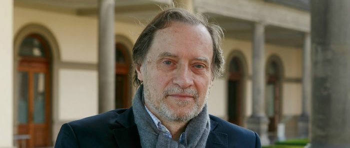 Puerto de Ideas invita a reflexionar sobre los acelerados cambios en la prensa y la manera de informarnos Puerto de Ideas invita a reflexionar sobre los acelerados cambios en la prensa y la manera de informarnos