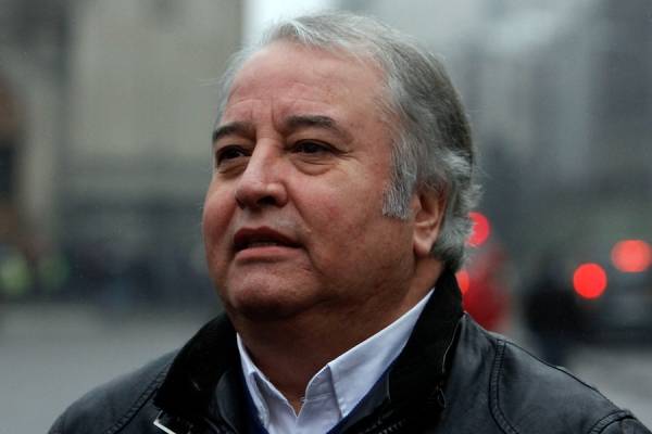 Alcalde de La Cisterna presentó recurso de protección contra autoridades sanitarias por “abandono del Estado hacia los adultos mayores de la comuna” Alcalde de La Cisterna presentó recurso de protección contra autoridades sanitarias por