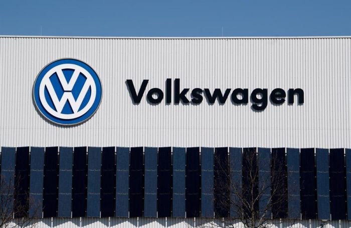 Volkswagen indemnizará a más de 5 mil chilenos por escándalo de manipulación de emisiones Volkswagen indemnizará a más de 5 mil chilenos por escándalo de manipulación de emisiones