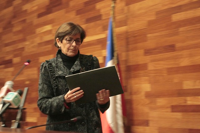 En medio de la pugna entre Piñera y el Congreso, la presidenta del TC sale a pedir “respeto integral a la Constitución” En medio de la pugna entre Piñera y el Congreso, la presidenta del TC sale a pedir “respeto integral a la Constitución”