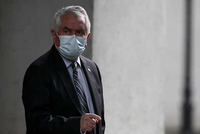 ¡Falso!: ministro Paris desmiente cadena de WhatsApp sobre supuesta hibernación en Santiago desde el 21 de junio ¡Falso!: ministro Paris desmiente cadena de WhatsApp sobre supuesta hibernación en Santiago desde el 21 de junio