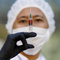 China probará en los militares de su Ejército una vacuna contra el coronavirus