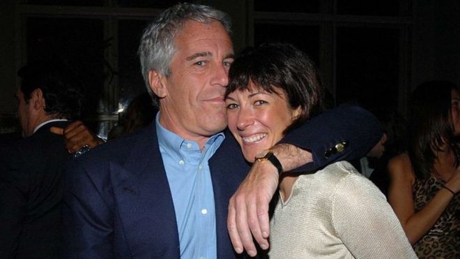 Jeffrey Epstein: detienen a Ghislaine Maxwell, exnovia del fallecido magnate, por el escándalo de abusos sexuales a menores Jeffrey Epstein: detienen a Ghislaine Maxwell, exnovia del fallecido magnate, por el escándalo de abusos sexuales a menores