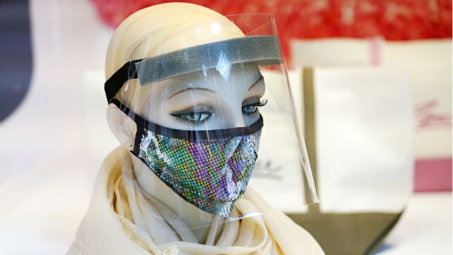 Qué tan buenas son las pantallas faciales para protegernos del coronavirus Qué tan buenas son las pantallas faciales para protegernos del coronavirus