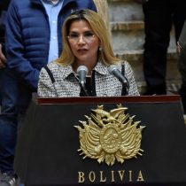 Presidenta interina de Bolivia da positivo por Covid-19 y guardará cuarentena