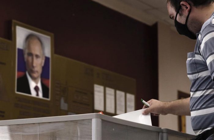 Putin arrasa en plebiscito y queda con el camino libre para seguir en el Kremlin hasta 2036 Putin arrasa en plebiscito y queda con el camino libre para seguir en el Kremlin hasta 2036