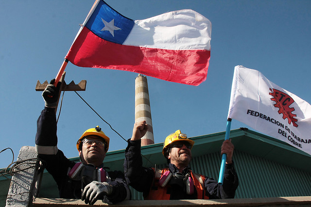 Federación de Trabajadores del Cobre anunció que paralizará Codelco si la UDI insiste en privatizar la estatal Federación de Trabajadores del Cobre anunció que paralizará Codelco si la UDI insiste en privatizar la estatal