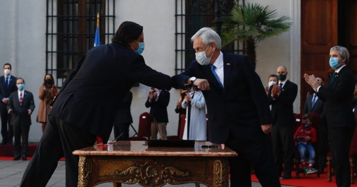 El gabinete del “rechazo”: Presidente Piñera cambia comité político por cuarta vez y la UDI recupera Ministerio del Interior El gabinete del “rechazo”: Presidente Piñera cambia comité político por cuarta vez y la UDI recupera Ministerio del Interior