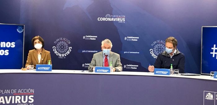 Ministro Paris destaca nuevamente mejoría en cifras de covid-19 y anuncia medidas de desconfinamiento gradual en Los Ríos y Aysén