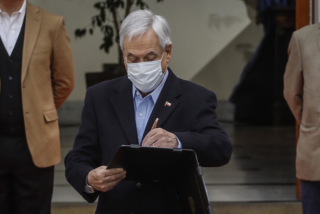 Presidente Piñera opta por cerrar el capítulo y decide promulgar ley de retiro del 10% de fondos de las AFP