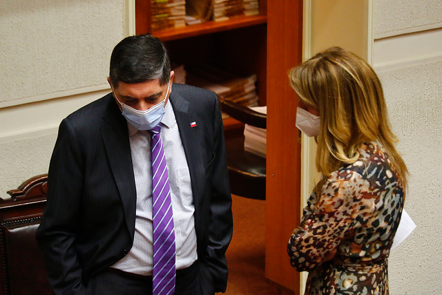 Retiro de fondos: La Moneda asume derrota antes de votación en el Senado y Hacienda eleva a US$6.000 millones el impacto fiscal Retiro de fondos: La Moneda asume derrota antes de votación en el Senado y Hacienda eleva a US$6.000 millones el impacto fiscal