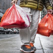 En agosto será el adiós definitivo a las bolsas plásticas de un solo uso en el comercio chileno