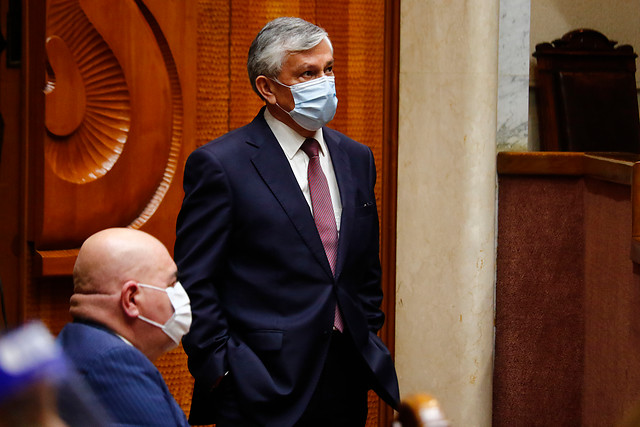 Senador UDI David Sandoval confirma apoyo al retiro de fondos: “Hoy no voto a favor de la izquierda, no voto contra mi partido” Senador UDI David Sandoval confirma apoyo al retiro de fondos: “Hoy no voto a favor de la izquierda, no voto contra mi partido”