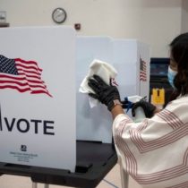 Elecciones en EE.UU.: ¿puede Trump realmente posponer las presidenciales? (y por qué hacerlo podría convertir en realidad su pesadilla)