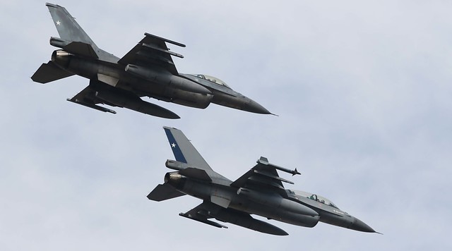 Polémica por millonario gasto en F-16: Gobierno afirma que se trata de una operación que estaba postergada desde inicio de año por la pandemia Polémica por millonario gasto en F-16: Gobierno afirma que se trata de una operación que estaba postergada desde inicio de año por la pandemia