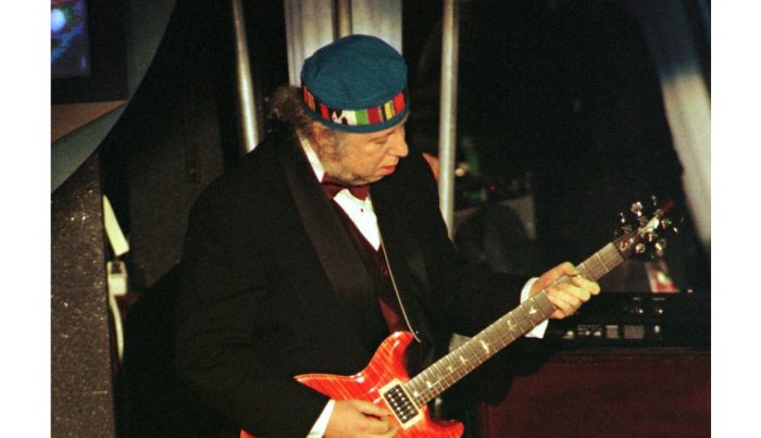 A los 73 años muere Peter Green, guitarrista y miembro fundador de Fleetwood Mac A los 73 años muere Peter Green, guitarrista y miembro fundador de Fleetwood Mac