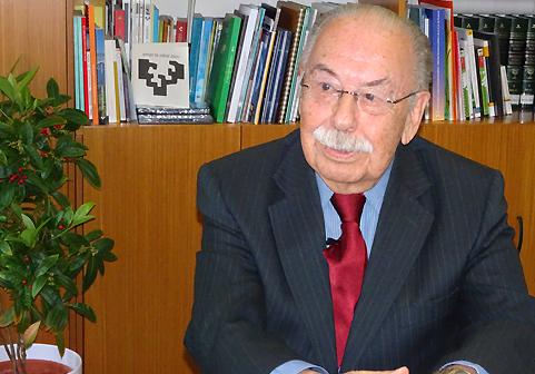 En recuerdo de Jorge Tapia, destacado político radical de los gobiernos de Allende y Lagos En recuerdo de Jorge Tapia, destacado político radical de los gobiernos de Allende y Lagos