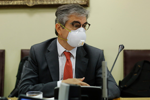 Mario Marcel entra al debate por el retiro de fondos AFP: “Ningún sistema de pensiones tiene guardado los recursos en una cuenta corriente o en una bóveda”