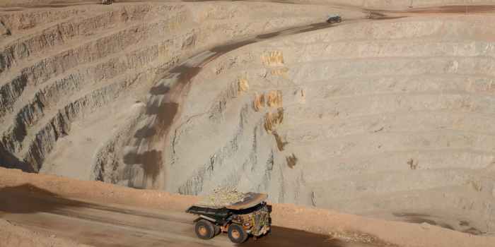 Supervisores de mina Centinela de Antofagasta Minerals rechazan oferta y abren camino a la huelga