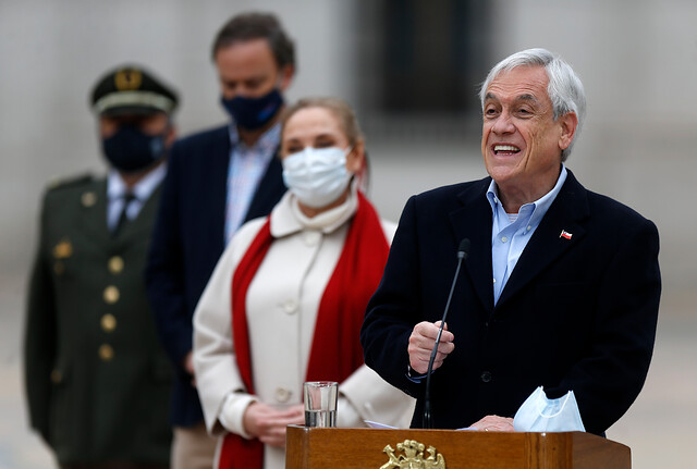 Piñera descarta pronto cambio de gabinete: «Todos los ministros están trabajando con compromiso y entrega» Piñera descarta pronto cambio de gabinete:
