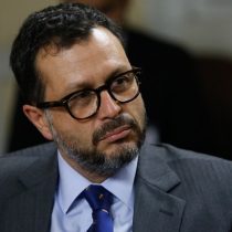 Rodrigo Hinzpeter critica al oficialismo: 