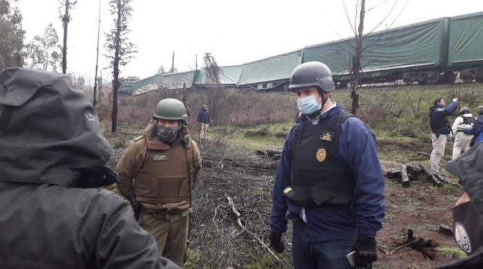 Se descarrila tren de carga en La Araucanía: empresa afectada denuncia ataque «con armas de alto calibre» Se descarrila tren de carga en La Araucanía: empresa afectada denuncia ataque