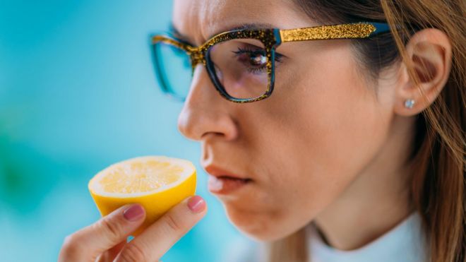 Coronavirus: en qué se diferencia la pérdida de olfato y gusto por covid-19 de la producida por un resfriado Coronavirus: en qué se diferencia la pérdida de olfato y gusto por covid-19 de la producida por un resfriado
