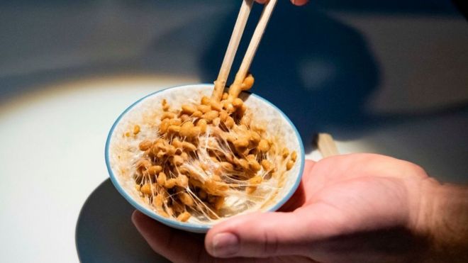 Natto, el viscoso superalimento japonés que tiene tantos amantes como detractores Natto, el viscoso superalimento japonés que tiene tantos amantes como detractores