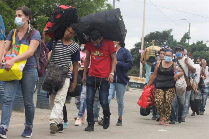 Maduro anuncia nueva «cuarentena radical» para Venezuela debido al aumento de casos de COVID Maduro anuncia nueva