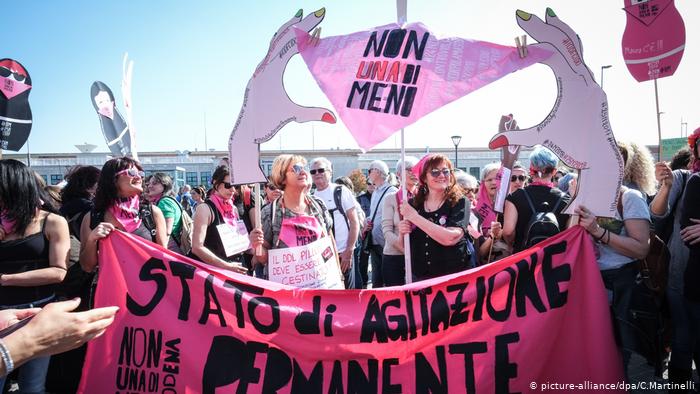 Italia flexibiliza las condiciones para acceder a la píldora abortiva Italia flexibiliza las condiciones para acceder a la píldora abortiva