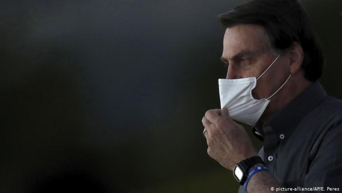 Bolsonaro arremete contra la prensa tras críticas por gestión de la pandemia Bolsonaro arremete contra la prensa tras críticas por gestión de la pandemia