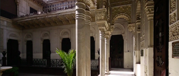 La Alhambra, sus lámparas y el patrimonio… La Alhambra, sus lámparas y el patrimonio…