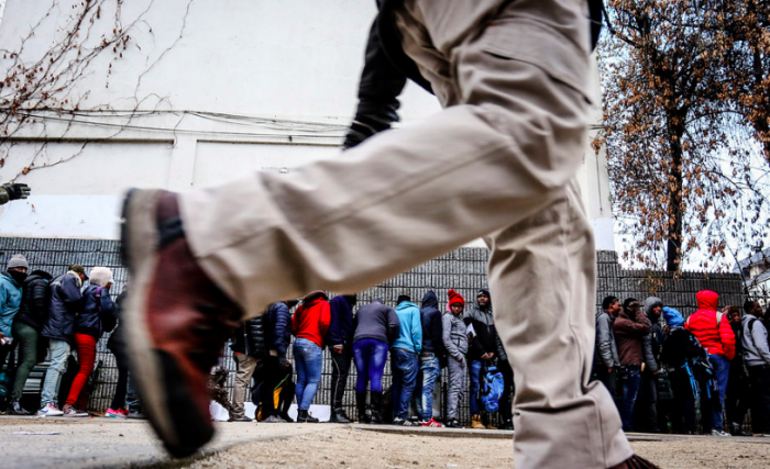 Legislar en tiempos de excepción: migración, racismo y producción de irregularidad Legislar en tiempos de excepción: migración, racismo y producción de irregularidad