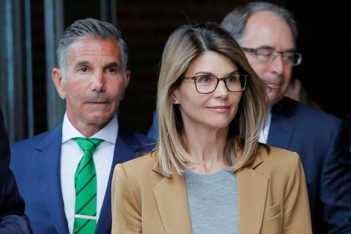 Actriz Lori Loughlin pide perdón en caso de fraude universitario Actriz Lori Loughlin pide perdón en caso de fraude universitario
