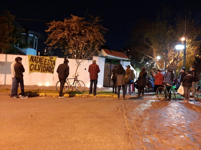 Realizan velatón en ex centro de torturas de Obispo Orrego 241 de Ñuñoa Realizan velatón en ex centro de torturas de Obispo Orrego 241 de Ñuñoa