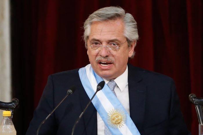 Argentina logra aval para reestructurar su deuda y salir del cese de pagos Argentina logra aval para reestructurar su deuda y salir del cese de pagos