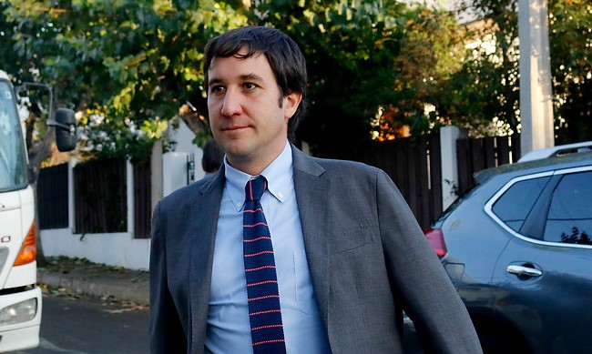 Diputado Ramírez (UDI) por pacto municipal con partido de JAK: «De manera no oficial, llevamos conversando varios meses» Diputado Ramírez (UDI) por pacto municipal con partido de JAK: