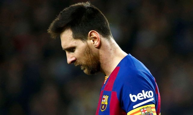 Messi no se presenta al primer entrenamiento del Barcelona Messi no se presenta al primer entrenamiento del Barcelona