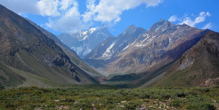 Un parque nacional para Santiago, su gente y la geociencia Un parque nacional para Santiago, su gente y la geociencia
