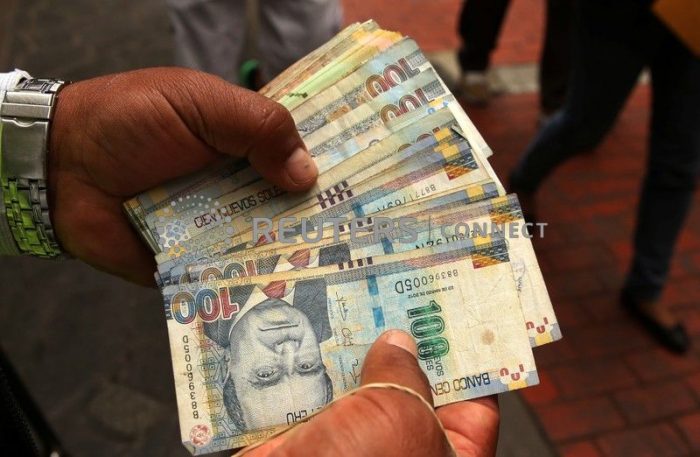 Monedas cierran a la baja por deterioro en relaciones entre EE.UU. y China Monedas cierran a la baja por deterioro en relaciones entre EE.UU. y China