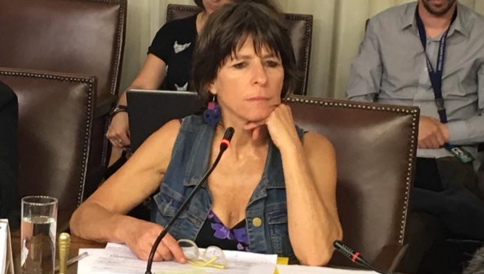 Diputada Girardi (PPD) presentó proyecto que busca incluir la telemedicina a los contratos de prestaciones en las Isapres Diputada Girardi (PPD) presentó proyecto que busca incluir la telemedicina a los contratos de prestaciones en las Isapres