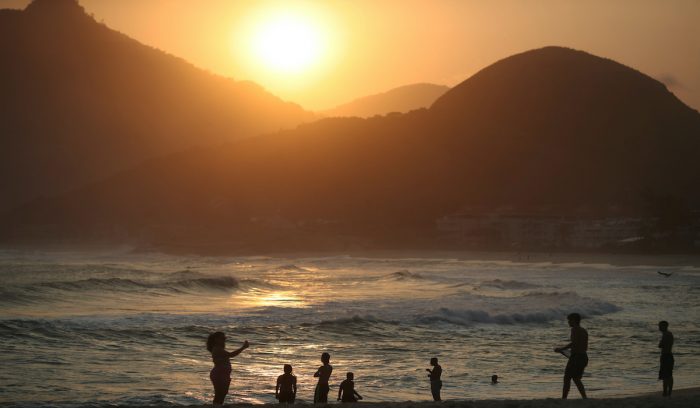 ¿Latinoamérica y el Caribe están abriendo al turismo demasiado pronto?