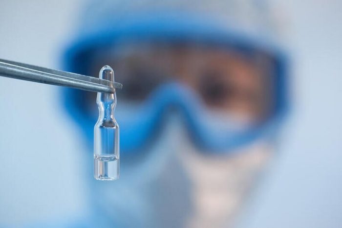 Comienza ensayo de vacuna contra el COVID-19 en Talca: se inocularon a tres voluntarios