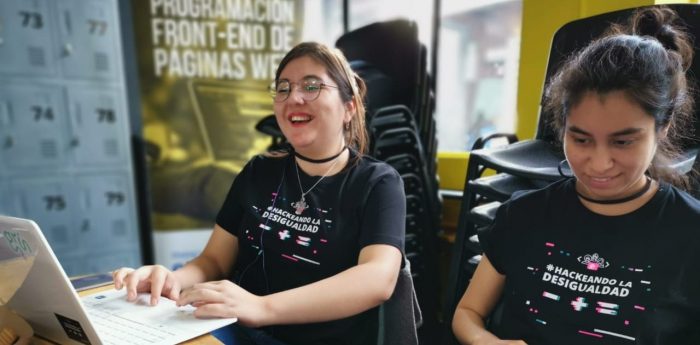 “Hackeando la desigualdad”: programadoras crean soluciones para mejorar el acceso de mujeres en el área de salud, finanzas y telecomunicaciones de Latinoamérica “Hackeando la desigualdad”: programadoras crean soluciones para mejorar el acceso de mujeres en el área de salud, finanzas y telecomunicaciones de Latinoamérica