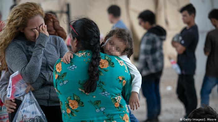 Experto critica tibieza de México ante ante supuestas esterilizaciones forzadas de migrantes hechas por EE. UU. Experto critica tibieza de México ante ante supuestas esterilizaciones forzadas de migrantes hechas por EE. UU.